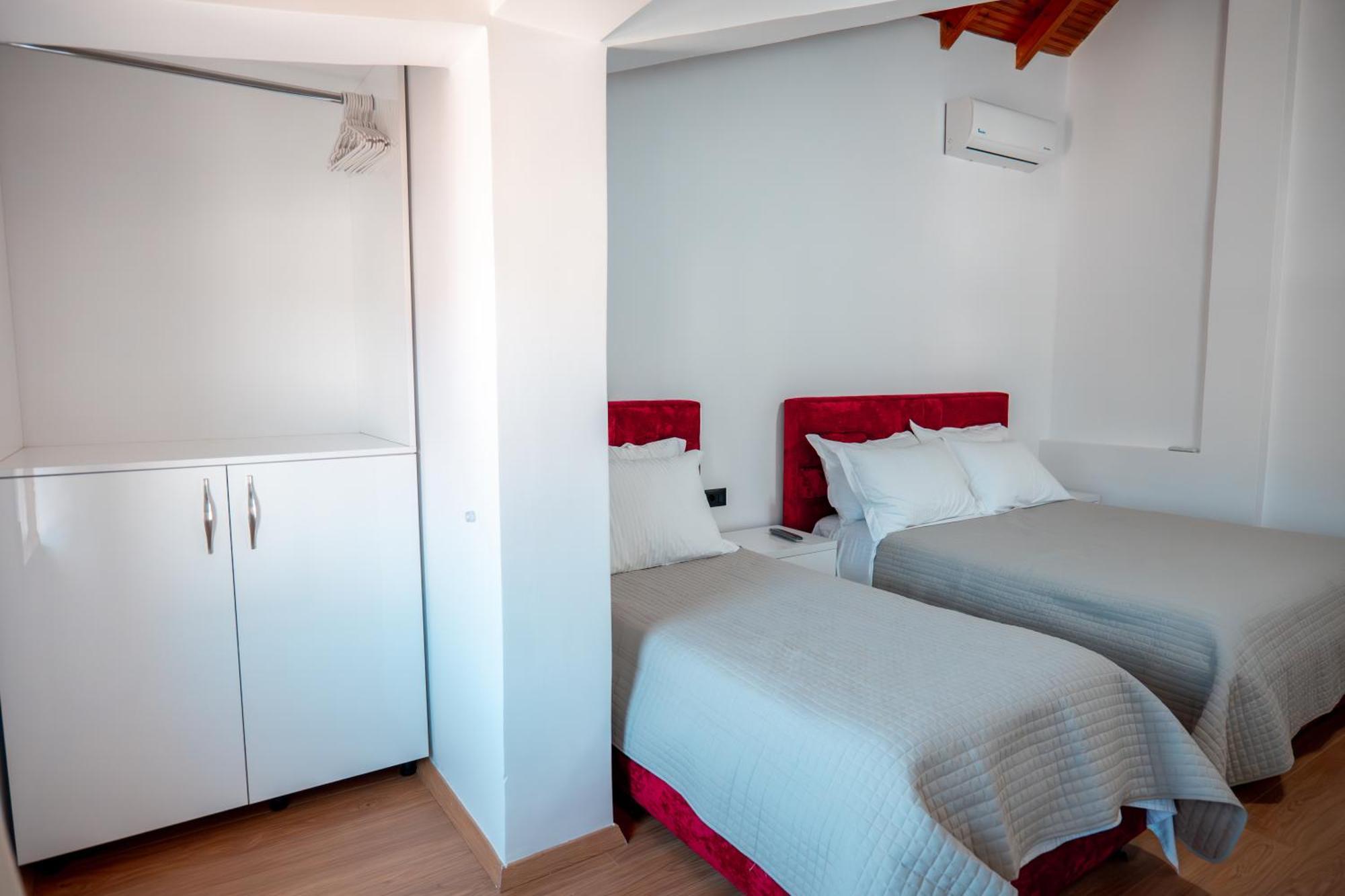 Fabio Guest House Gjirokaster Luaran gambar