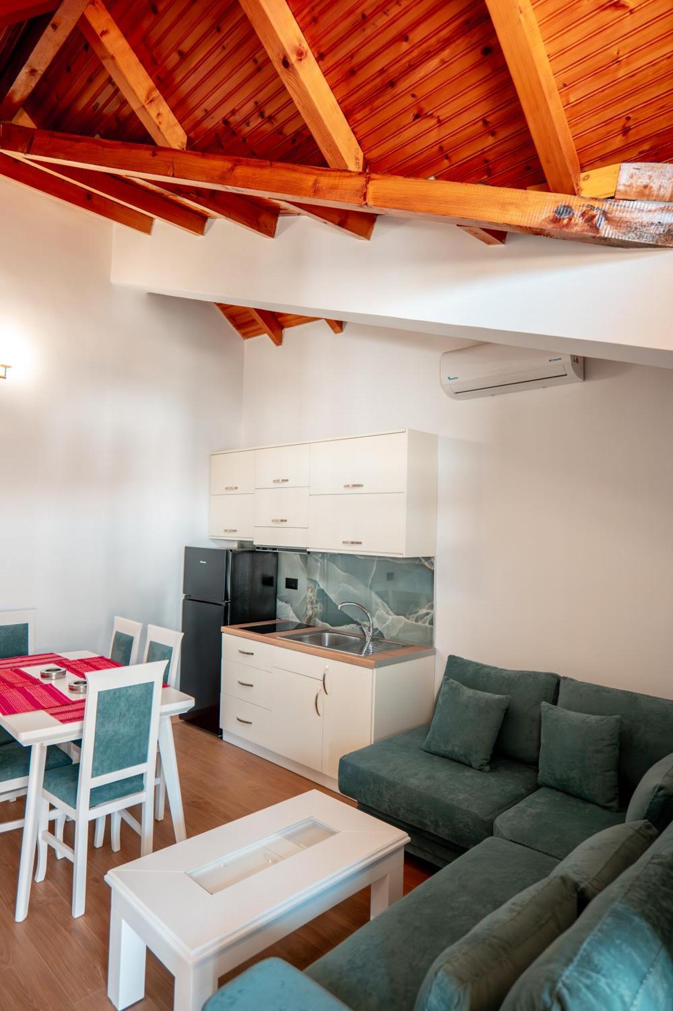 Fabio Guest House Gjirokaster Luaran gambar